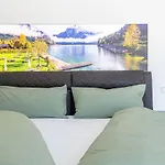 Alpenlodge Mit Privat Sauna バート・ミッテルンドルフ