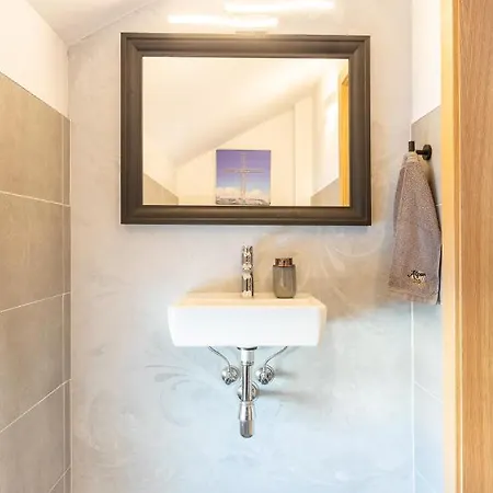Prázdninový dům Alpenlodge Mit Privat Sauna *